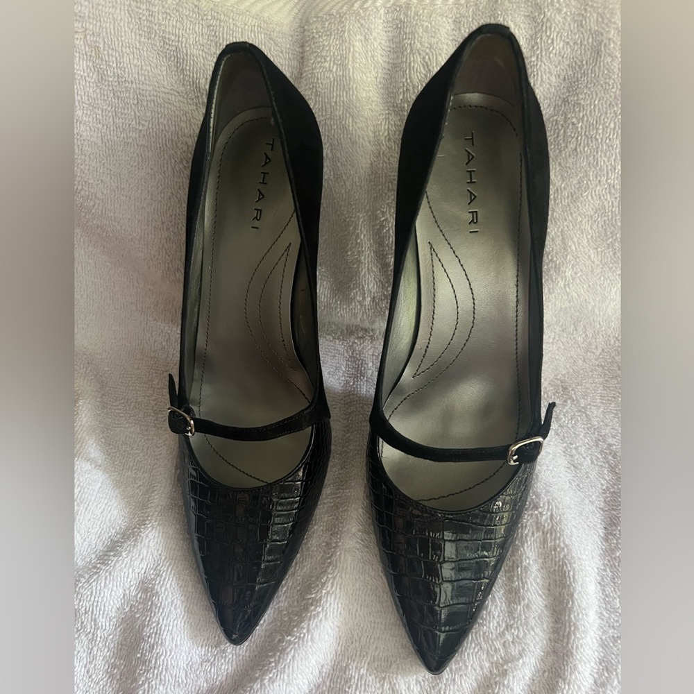 Tahari - black pumps - TA-Melanie - size 7M
